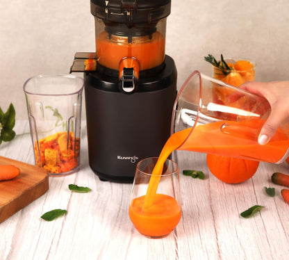 Kuvings Slow Juicer AUTO6 | Entsafter Gemüse und Obst, Elektrische Kaltpresse, Ruhiger Motor, Leicht zu Reinigen, Saft & Sorbet, 1.7L, BPA Frei, Schlankes Design, 200 Watt (Matt Navy)_KHS-650SE